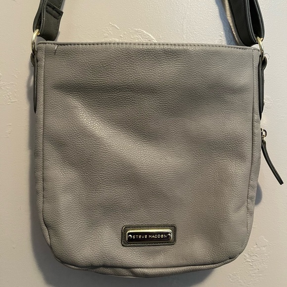 Steve Madden Gray Color Block Crossbody Bag Faux Leather Purse - Picture 8 of 10